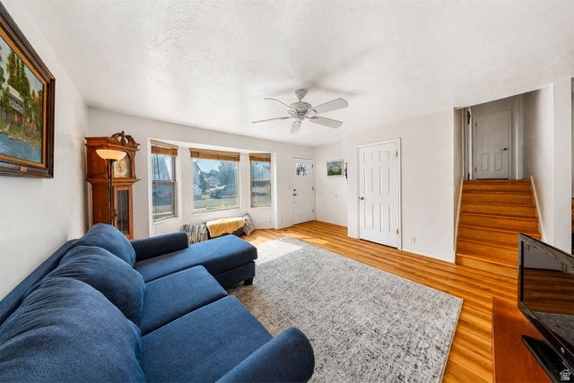 9990 ALBURY RD, Sandy, UT 84092