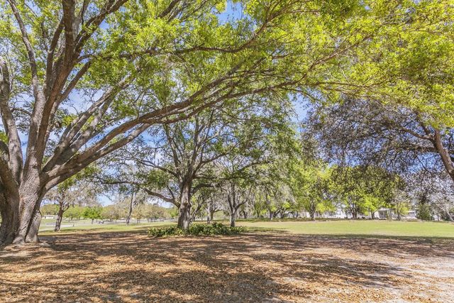 1824 MARION COUNTY ROAD, Weirsdale, FL 32195