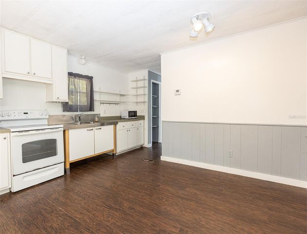 1824 MARION COUNTY ROAD, Weirsdale, FL 32195