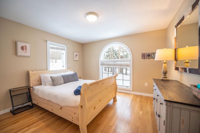 34 Binney Brook Road, Wilmington, VT 05363