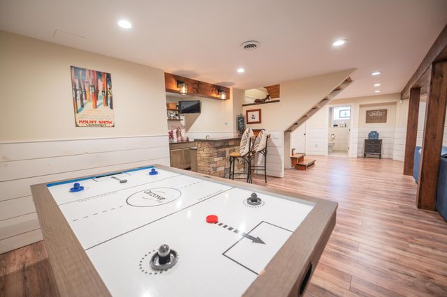 34 Binney Brook Road, Wilmington, VT 05363