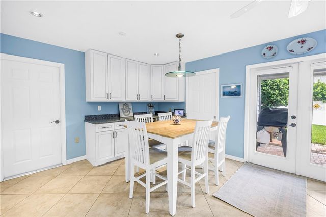 12383 WINDTREE BOULEVARD, Seminole, FL 33772