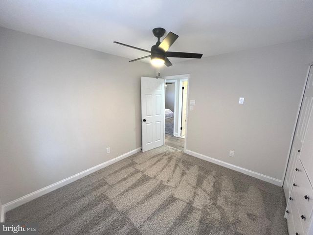 1 CARRIAGE LAMP CT, Baltimore, MD 21234