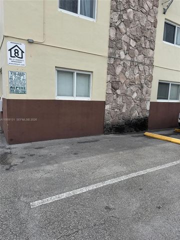 2429 SW 9th St 7, Miami, FL 33135