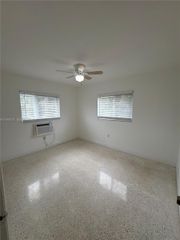 2429 SW 9th St 7, Miami, FL 33135