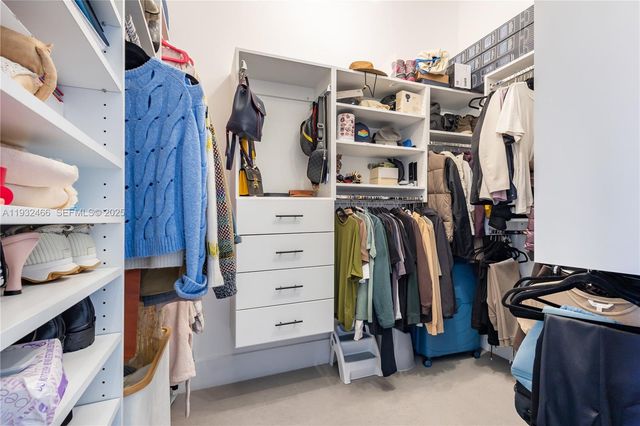 21205 Yacht Club Drive 304, Aventura, FL 33180