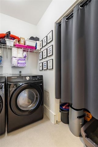 21205 Yacht Club Drive 304, Aventura, FL 33180