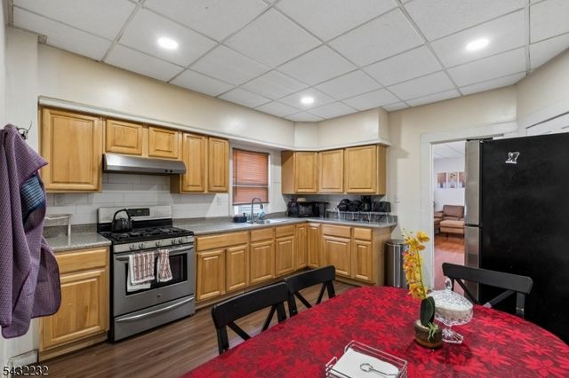 9 Lombardy Pl, Maplewood Twp., NJ 07040