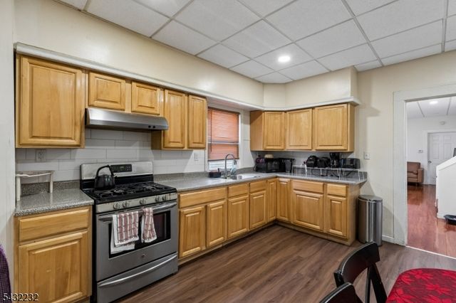 9 Lombardy Pl, Maplewood Twp., NJ 07040