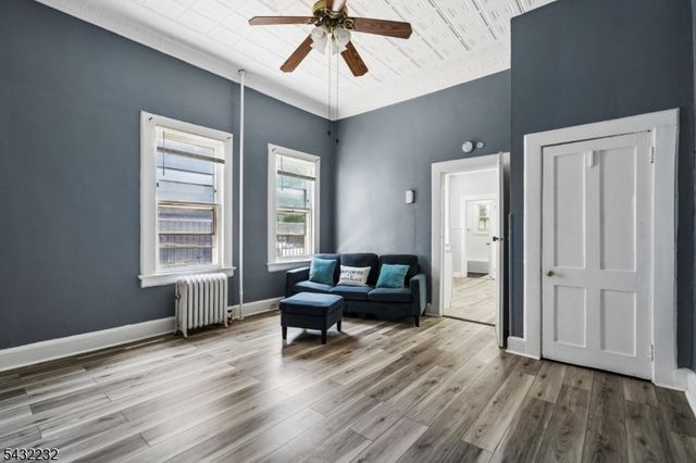 9 Lombardy Pl, Maplewood Twp., NJ 07040