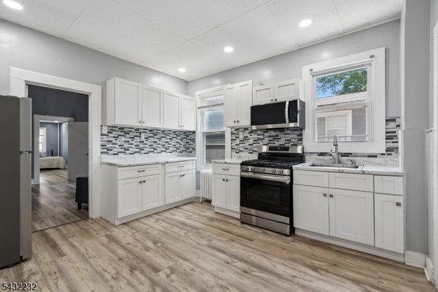 9 Lombardy Pl, Maplewood Twp., NJ 07040