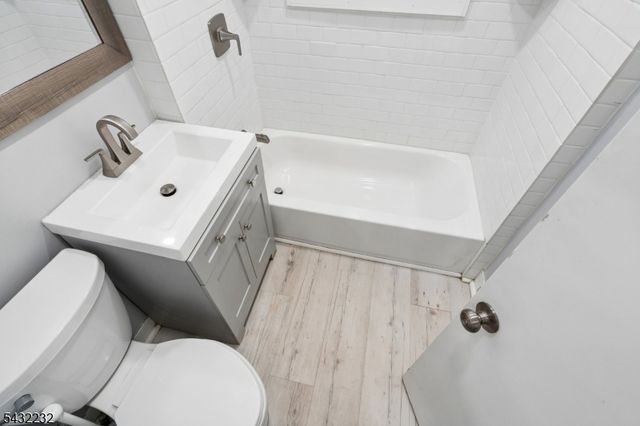 9 Lombardy Pl, Maplewood Twp., NJ 07040