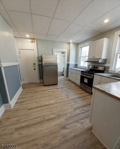 9 Lombardy Pl, Maplewood Twp., NJ 07040