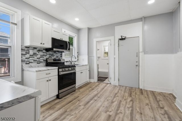 9 Lombardy Pl, Maplewood Twp., NJ 07040