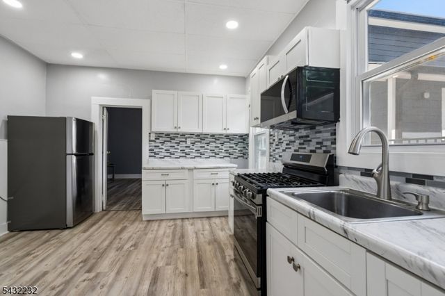 9 Lombardy Pl, Maplewood Twp., NJ 07040