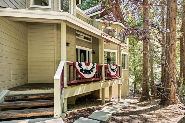 28670 Shenandoah Drive, Lake Arrowhead, CA 92352