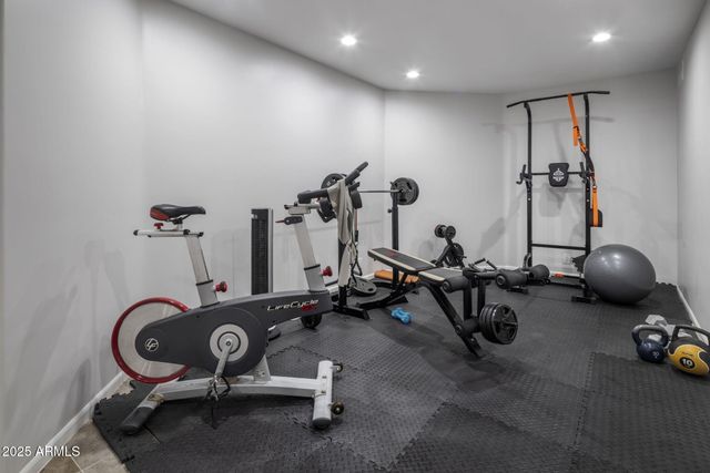 9030 N 48TH Place, Paradise Valley, AZ 85253