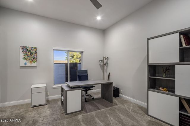 9030 N 48TH Place, Paradise Valley, AZ 85253