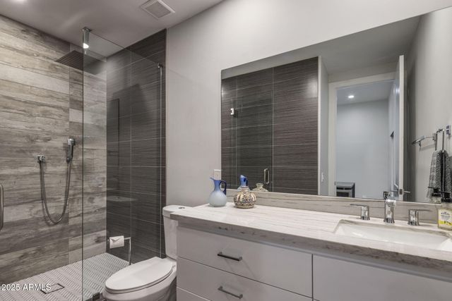 9030 N 48TH Place, Paradise Valley, AZ 85253