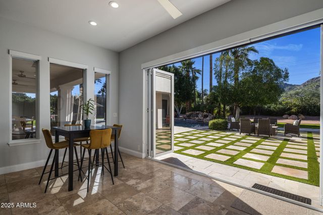 9030 N 48TH Place, Paradise Valley, AZ 85253