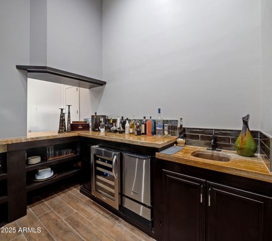 9030 N 48TH Place, Paradise Valley, AZ 85253