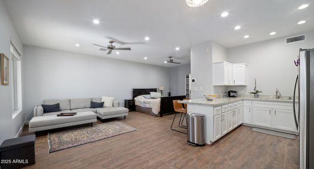 9030 N 48TH Place, Paradise Valley, AZ 85253