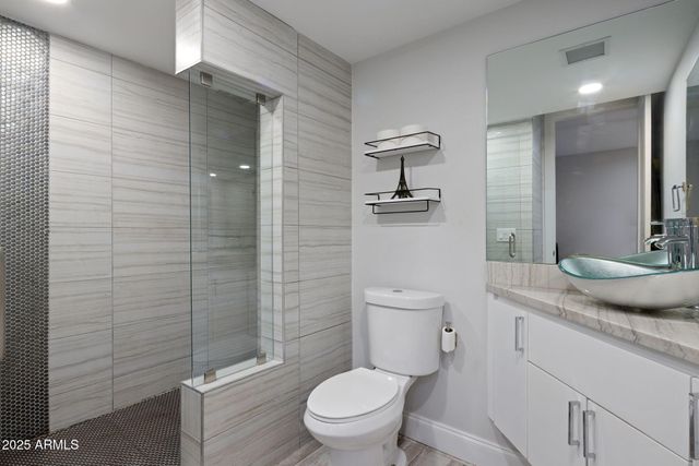 9030 N 48TH Place, Paradise Valley, AZ 85253