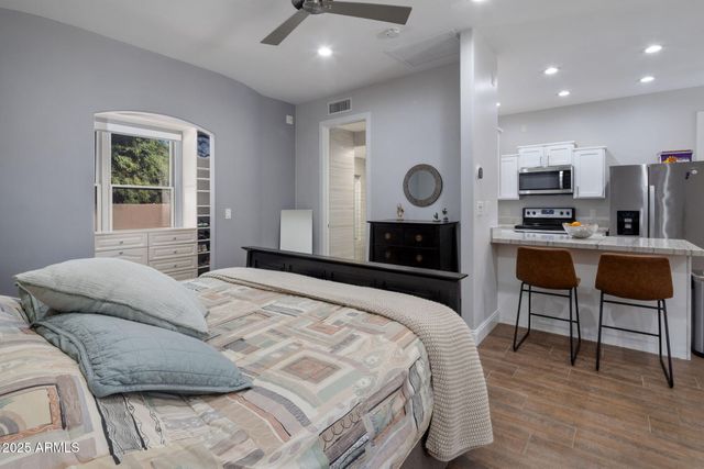 9030 N 48TH Place, Paradise Valley, AZ 85253