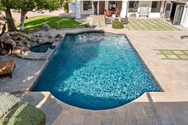 9030 N 48TH Place, Paradise Valley, AZ 85253