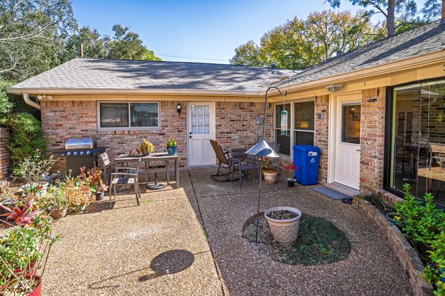 12518 Honeywood Trail, Houston, TX 77077