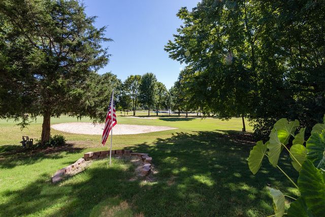 2633 E Joyce Boulevard, Fayetteville, AR 72703