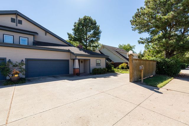 2633 E Joyce Boulevard, Fayetteville, AR 72703