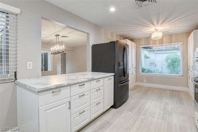 2216 Plaza Del Robles, Las Vegas, NV 89102