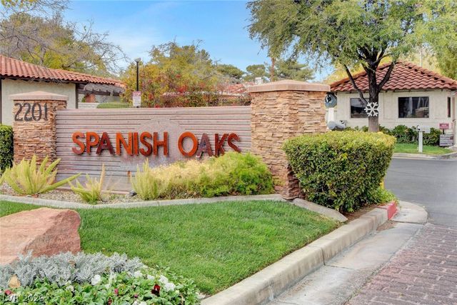 2216 Plaza Del Robles, Las Vegas, NV 89102