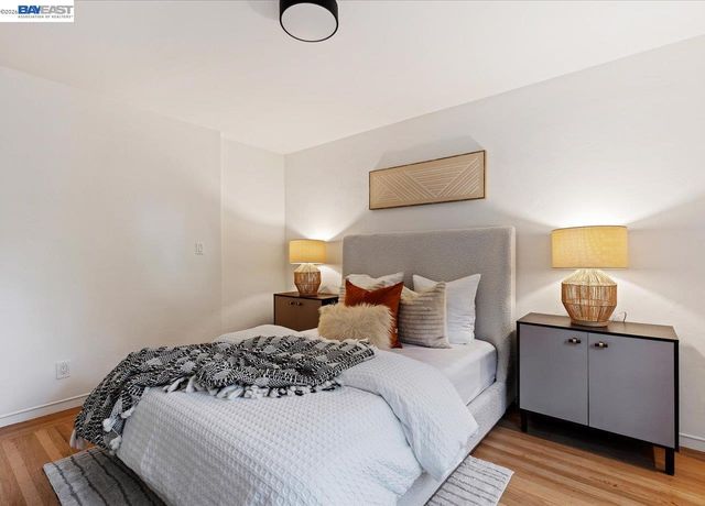 1731 Mountain Blvd, Oakland, CA 94611