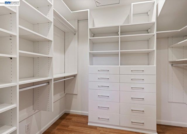 1731 Mountain Blvd, Oakland, CA 94611