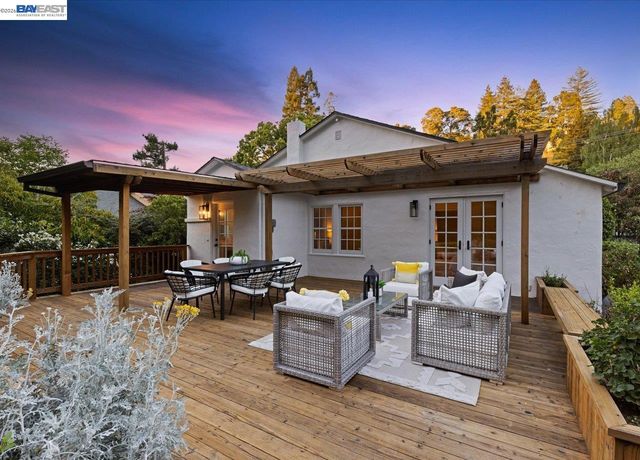 1731 Mountain Blvd, Oakland, CA 94611