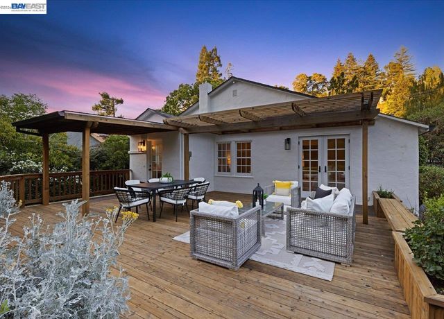 1731 Mountain Blvd, Oakland, CA 94611