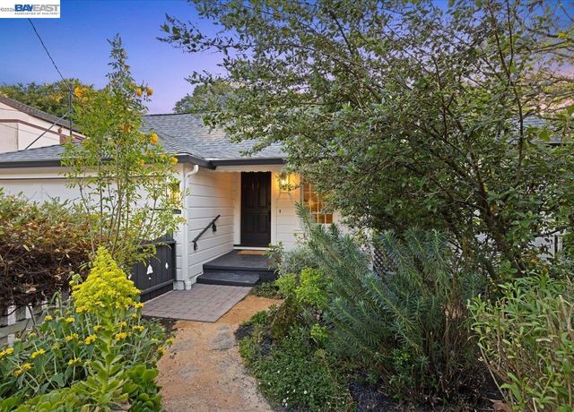 1731 Mountain Blvd, Oakland, CA 94611