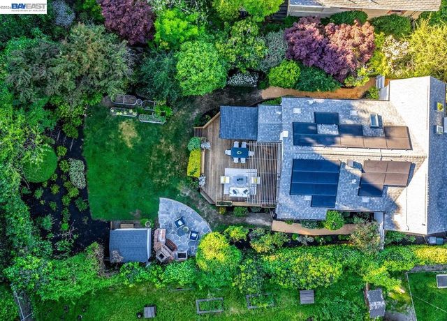 1731 Mountain Blvd, Oakland, CA 94611