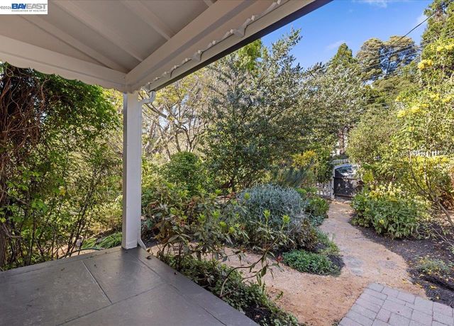 1731 Mountain Blvd, Oakland, CA 94611