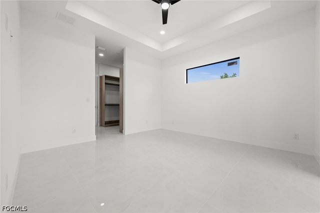 1102 SW 42nd ST, Cape Coral, FL 33914