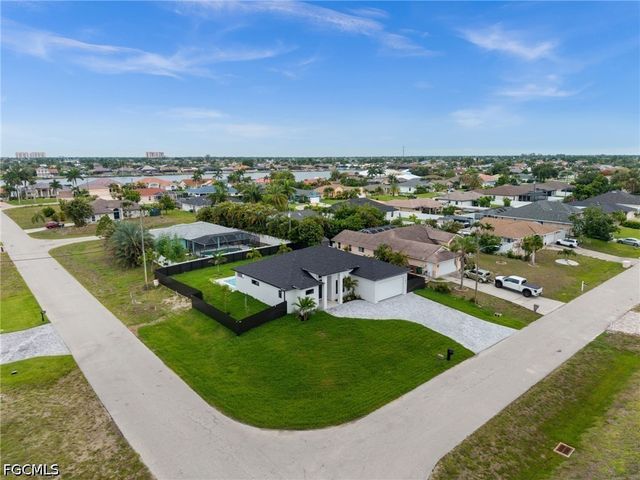 1102 SW 42nd ST, Cape Coral, FL 33914