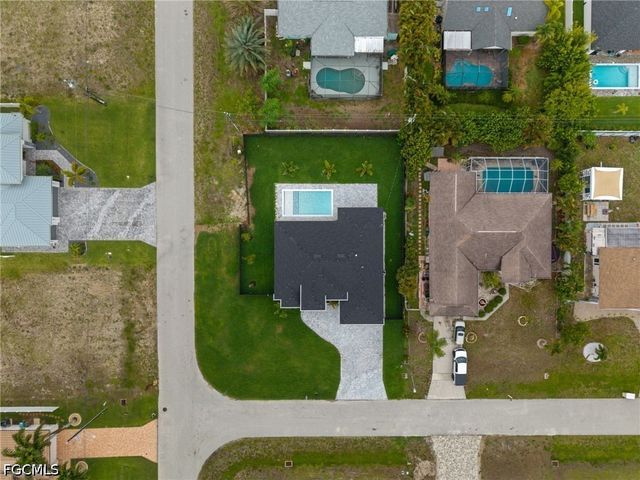 1102 SW 42nd ST, Cape Coral, FL 33914