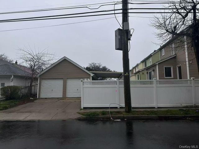 8860 240th Street, Bellerose, NY 11426