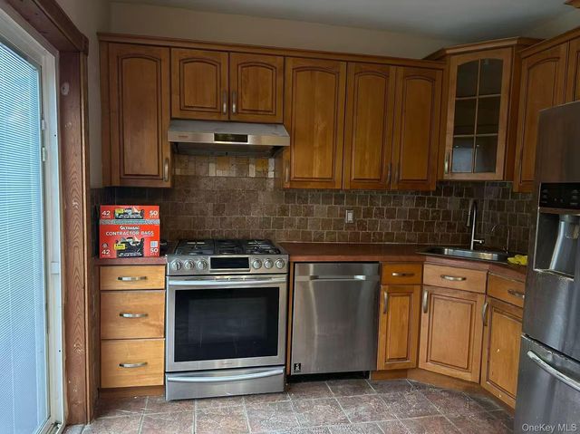 8860 240th Street, Bellerose, NY 11426