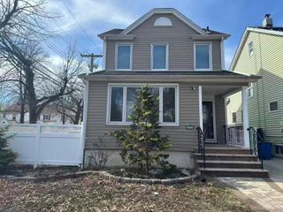 8860 240th Street, Bellerose, NY 11426