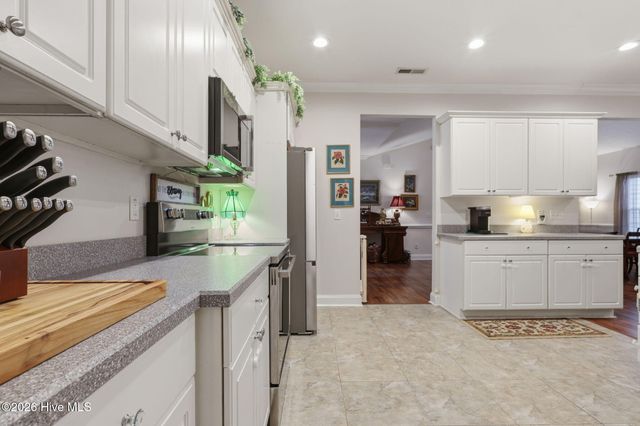 6 Court 1 Northwest Drive, Calabash, NC 28467