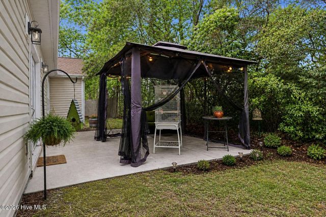6 Court 1 Northwest Drive, Calabash, NC 28467