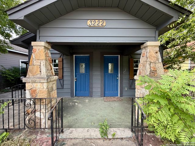 3222 W Martin St, San Antonio, TX 78207